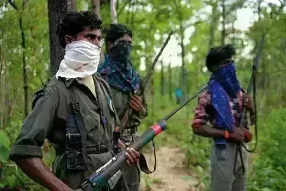 छत्तीसगढ़ में सुरक्षाबलों को बड़ी कामयाबी, एनकाउंटर में अब तक 4 नक्सली ढेर, जवानों ने की इलाके की घेराबंदी छत्तीसगढ़ में सुरक्षाबलों को बड़ी कामयाबी, एनकाउंटर में अब तक 4 नक्सली ढेर, जवानों ने की इलाके की घेराबंदी