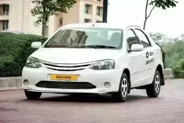 ओला कैब्स के सीईओ हेमंत बख्शी ने इस्तीफा दिया, कंपनी नौकरियों में 10 फीसदी कटौती की बना रही योजना ओला कैब्स के सीईओ हेमंत बख्शी ने इस्तीफा दिया, कंपनी नौकरियों में 10 फीसदी कटौती की बना रही योजना