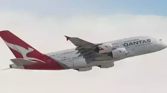 रद्द उड़ानों का टिकट बेचने के आरोप में कंतास एयरलाइन पर गिरी गाज, चुकाने पड़ेंगे 7.9 करोड़ डॉलर रद्द उड़ानों का टिकट बेचने के आरोप में कंतास एयरलाइन पर गिरी गाज, चुकाने पड़ेंगे 7.9 करोड़ डॉलर