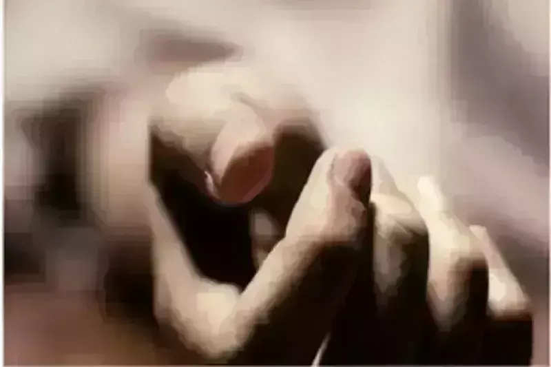 गौतमबुद्ध यूनिवर्सिटी के हॉस्टल की पानी टंकी में मिली महिला की लाश मामले में पति और सास फरार