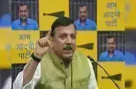 AAP ने कबूली स्वाति मालीवाल के साथ बदसलूकी की बात, कहा- विभव पर सख्त एक्शन लेंगे केजरीवाल