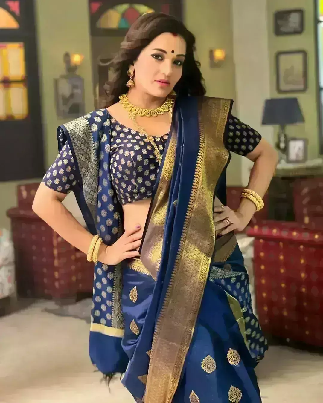 देसी अवतार में मोनालिसा ने बिखेरा जलवा, एक्ट्रेस के किलर पोज फैंस के उड़ा रहे होश देसी अवतार में मोनालिसा ने बिखेरा जलवा, एक्ट्रेस के किलर पोज फैंस के उड़ा रहे होश