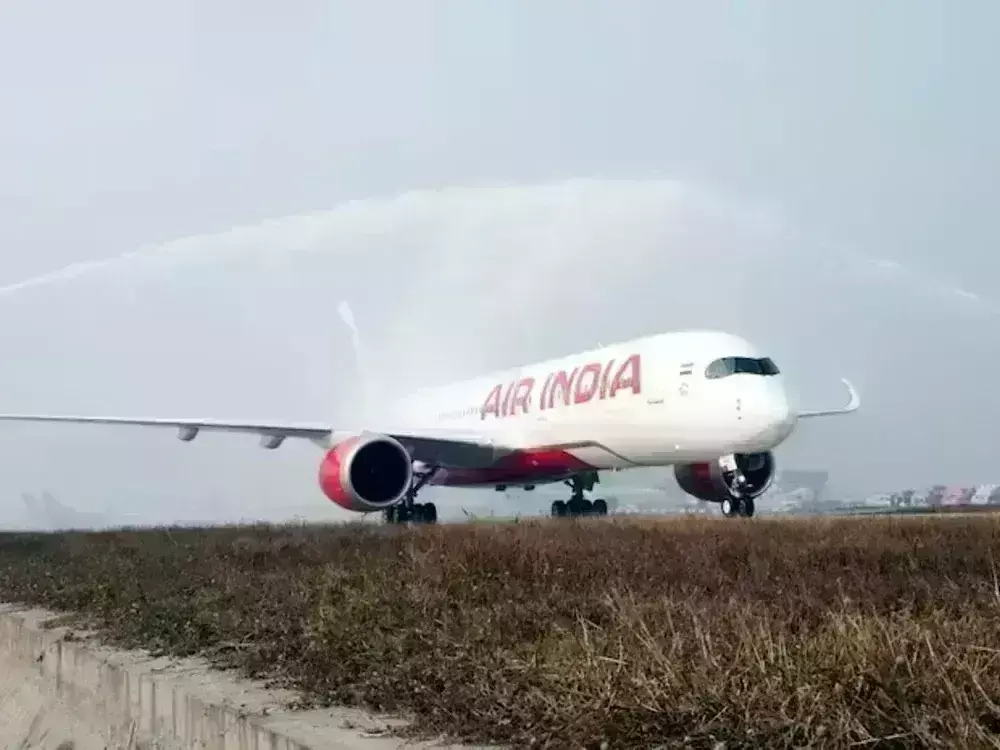 15,000 रुपये तक का मिलेगा इंक्रीमेंट, परफॉरमेंस बोनस का भी ऐलान 15,000 रुपये तक का मिलेगा इंक्रीमेंट, परफॉरमेंस बोनस का भी ऐलान