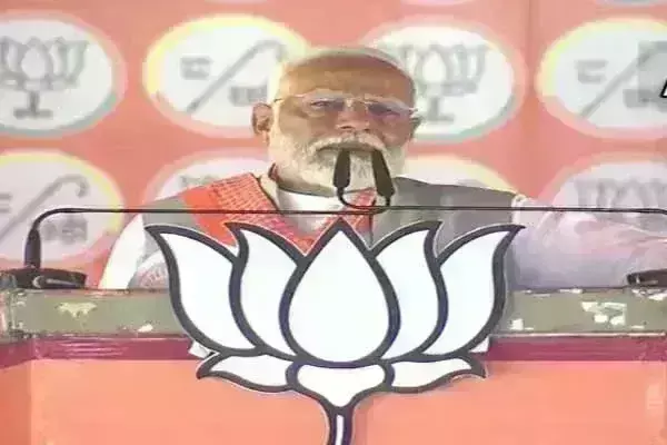 सपा ने हमेशा साजिश की तहत पूर्वांचल को पिछड़ा बनाए रखा : प्रधानमंत्री मोदी सपा ने हमेशा साजिश की तहत पूर्वांचल को पिछड़ा बनाए रखा : प्रधानमंत्री मोदी