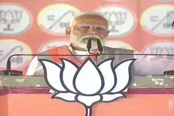 सपा ने हमेशा साजिश की तहत पूर्वांचल को पिछड़ा बनाए रखा : प्रधानमंत्री मोदी सपा ने हमेशा साजिश की तहत पूर्वांचल को पिछड़ा बनाए रखा : प्रधानमंत्री मोदी