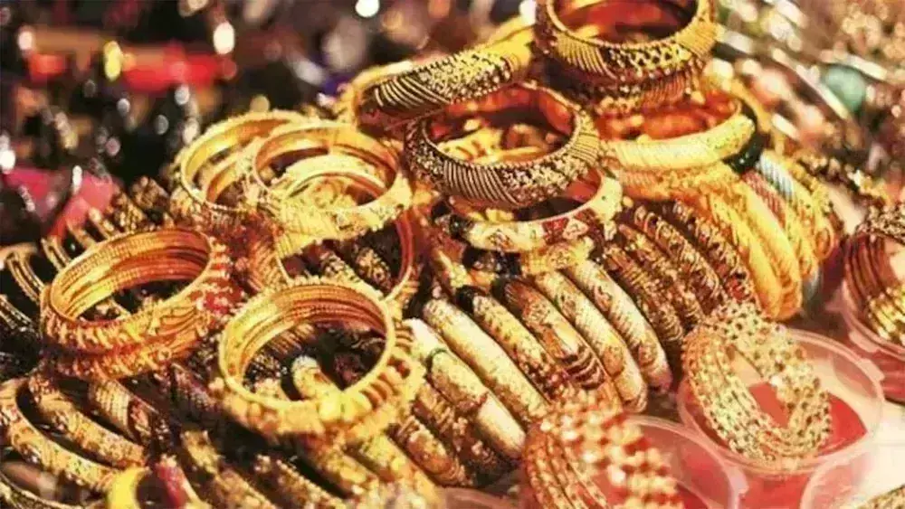 चांदी हुई महंगी, सोने का दाम भी बढ़े चांदी हुई महंगी, सोने का दाम भी बढ़े