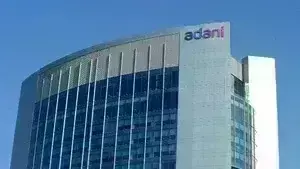 अदाणी ग्रुप फिर से कारोबार विस्तार के ट्रैक पर लौटा: जेफरीज अदाणी ग्रुप फिर से कारोबार विस्तार के ट्रैक पर लौटा: जेफरीज
