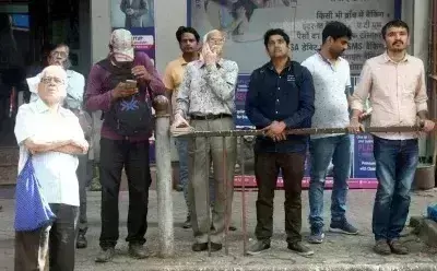 рднрд╛рд░рддреАрдп рд╢реЗрдпрд░ рдмрд╛рдЬрд╛рд░ рдореЗрдВ 4 рд╕рд╛рд▓ рдХреА рд╕рдмрд╕реЗ рдмрдбрд╝реА рдЧрд┐рд░рд╛рд╡рдЯ, рдирд┐рд╡реЗрд╢рдХреЛрдВ рдХреЗ 44 рд▓рд╛рдЦ рдХрд░реЛрдбрд╝ рд░реБрдкрдпреЗ рдбреВрдмреЗ рднрд╛рд░рддреАрдп рд╢реЗрдпрд░ рдмрд╛рдЬрд╛рд░ рдореЗрдВ 4 рд╕рд╛рд▓ рдХреА рд╕рдмрд╕реЗ рдмрдбрд╝реА рдЧрд┐рд░рд╛рд╡рдЯ, рдирд┐рд╡реЗрд╢рдХреЛрдВ рдХреЗ 44 рд▓рд╛рдЦ рдХрд░реЛрдбрд╝ рд░реБрдкрдпреЗ рдбреВрдмреЗ