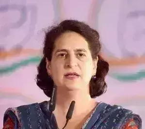 प्रियंका गांधी ने नीट के रिजल्ट में अनियमितता का लगाया आरोप, जांच की मांग प्रियंका गांधी ने नीट के रिजल्ट में अनियमितता का लगाया आरोप, जांच की मांग