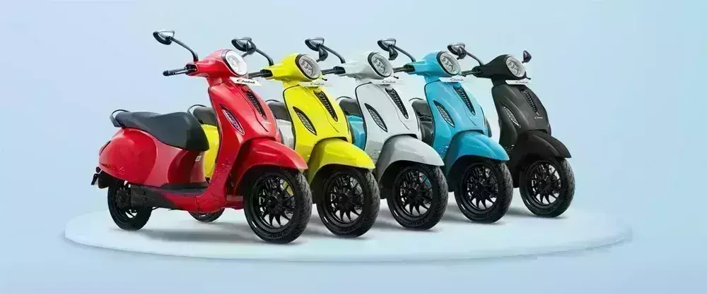 बजाज ऑटो ने लॉन्च किया नया किफायती ई-स्कूटर चेतक 2901 बजाज ऑटो ने लॉन्च किया नया किफायती ई-स्कूटर चेतक 2901