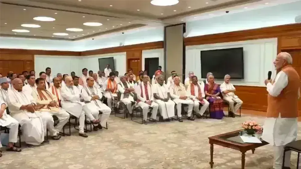 समय पर काम पूरा करें, 100 दिन के रोडमैप को जमीन पर उतारें समय पर काम पूरा करें, 100 दिन के रोडमैप को जमीन पर उतारें