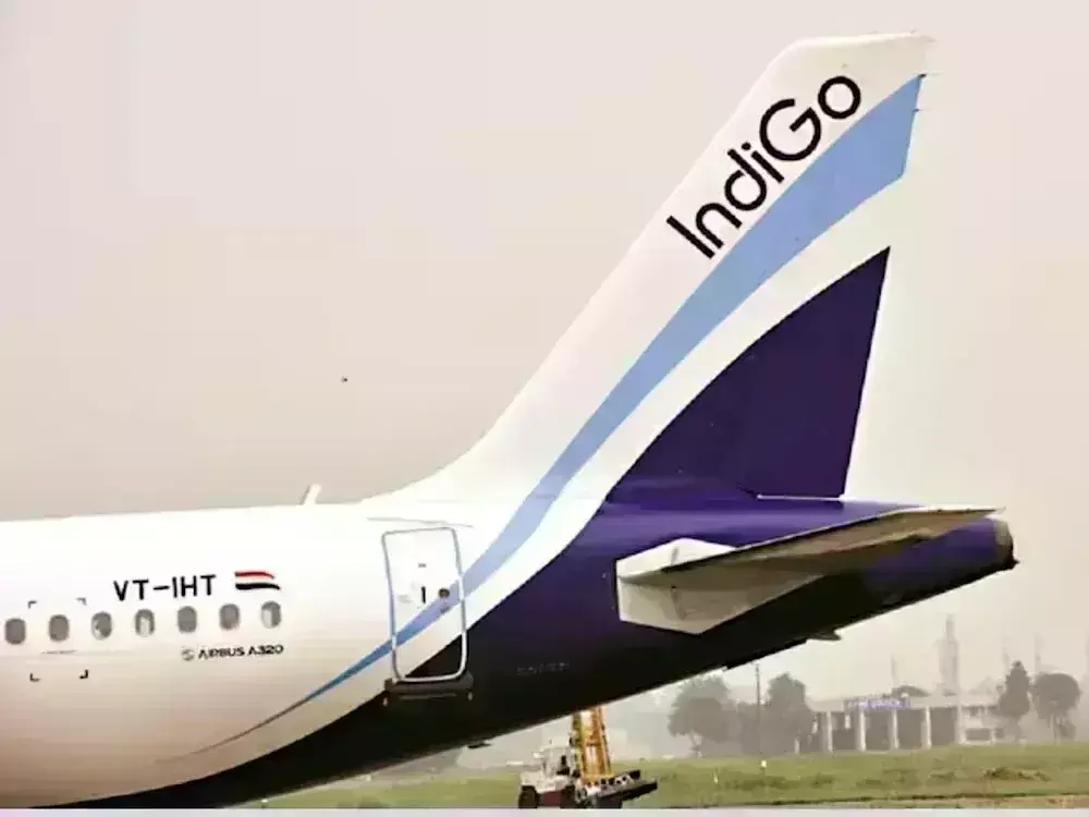 (नईदिल्ली)3,689 करोड़ की ब्लॉक डील के बाद 4 फीसदी तक गिरे इंटरग्लोब एविएशन के शेयर