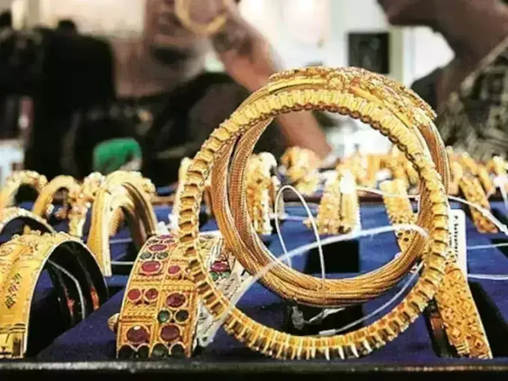 चांदी 90 हजार से नीचे फिसली, सोने के भाव भी गिरे चांदी 90 हजार से नीचे फिसली, सोने के भाव भी गिरे