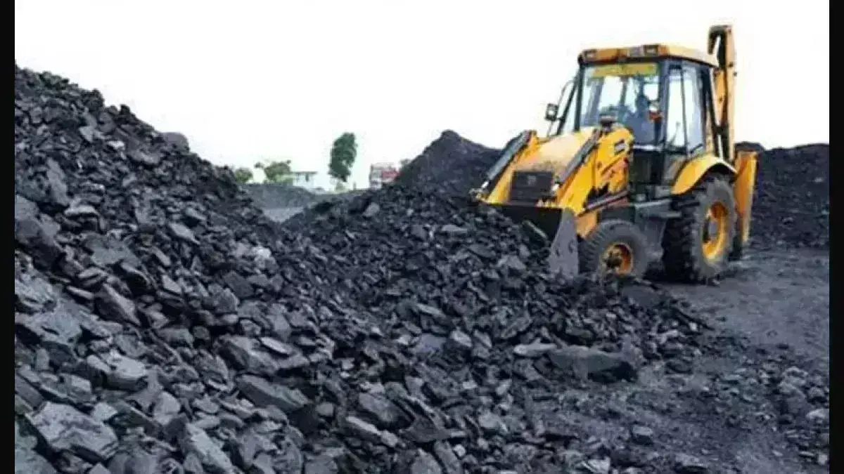 देश का कोयला आयात अप्रैल में 13 प्रतिशत बढ़कर 2.61 करोड़ टन पर पहुंचा देश का कोयला आयात अप्रैल में 13 प्रतिशत बढ़कर 2.61 करोड़ टन पर पहुंचा
