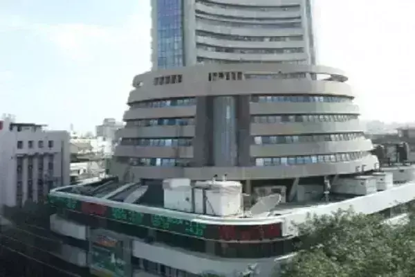 मिश्रित वैश्विक संकेतों के बीच हल्की बढ़त के साथ खुले शेयर बाजार मिश्रित वैश्विक संकेतों के बीच हल्की बढ़त के साथ खुले शेयर बाजार