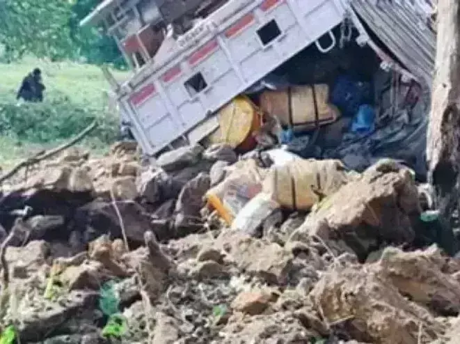नक्सलियों ने सुकमा में किया आईईडी ब्लास्ट, दो जवान शहीद