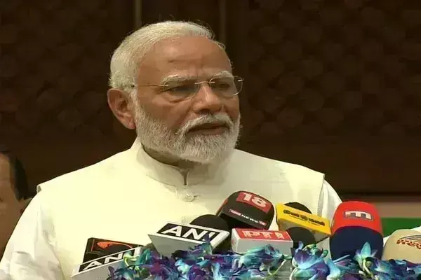 पीएम मोदी ने तीसरे कार्यकाल में तीन गुणा काम करने का किया वादा, इमरजेंसी को बताया लोकतंत्र पर काला धब्बा