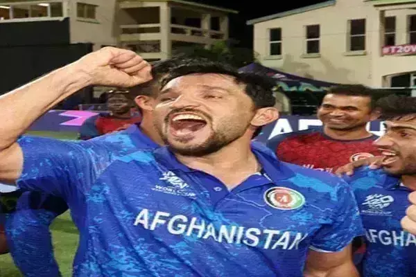 दुनिया का 8वां अजूबा,आखिर इयान स्मिथ ने गुलबदीन को क्यों किया टारगेट ? दुनिया का 8वां अजूबा,आखिर इयान स्मिथ ने गुलबदीन को क्यों किया टारगेट ?