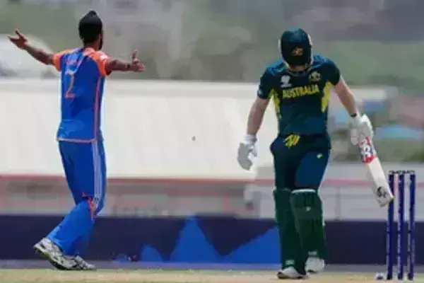 ऑस्ट्रेलिया के खिलाफ मेरे प्रदर्शन का श्रेय बुमराह को : अर्शदीप ऑस्ट्रेलिया के खिलाफ मेरे प्रदर्शन का श्रेय बुमराह को : अर्शदीप