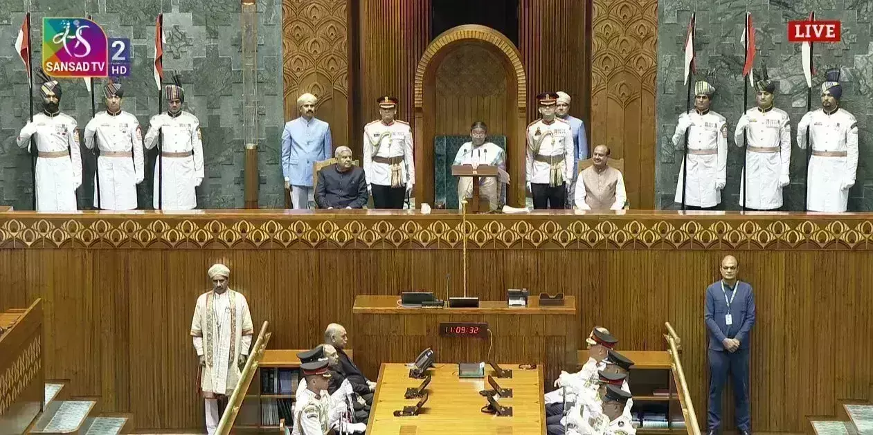 कश्मीर घाटी में वोटिंग के रिकॉर्ड टूटे, लोगों को सरकार की गारंटी पर विश्वास : राष्ट्रपति मुर्मू कश्मीर घाटी में वोटिंग के रिकॉर्ड टूटे, लोगों को सरकार की गारंटी पर विश्वास : राष्ट्रपति मुर्मू