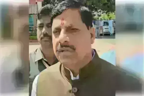 मध्य प्रदेश में बड़े पैमाने पर प्रशासनिक अधिकारियों के तबादले मध्य प्रदेश में बड़े पैमाने पर प्रशासनिक अधिकारियों के तबादले