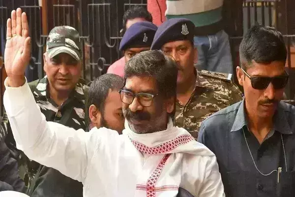 मनी लॉन्ड्रिंग केस में पूर्व CM हेमंत सोरेन को बड़ी राहत, झारखंड HC से मिली जमानत