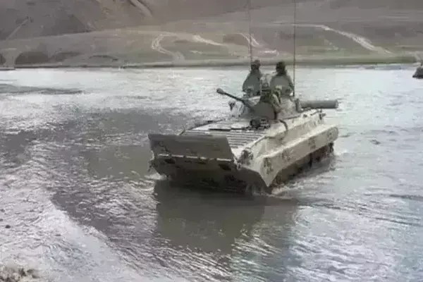 लद्दाख में युद्ध अभ्यास के दौरान बड़ा हादसा, नदी पार करते समय अचानक बढ़ा जलस्तर; सेना के JCO समेत पांच जवान शहीद