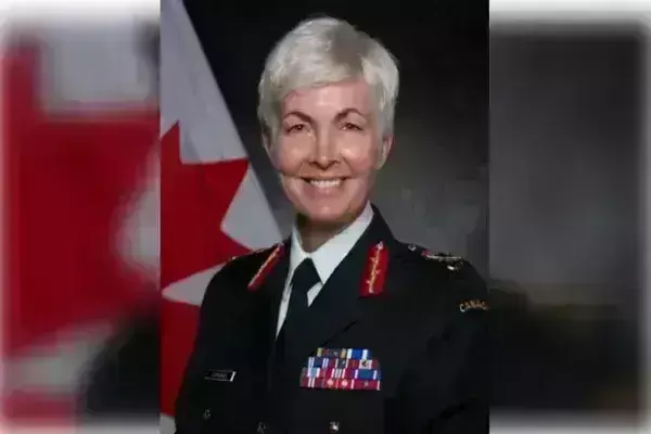 लेफ्टिनेंट-जनरल जेनी कैरिगनन कनाडा की पहली महिला सेना प्रमुख नियुक्त लेफ्टिनेंट-जनरल जेनी कैरिगनन कनाडा की पहली महिला सेना प्रमुख नियुक्त