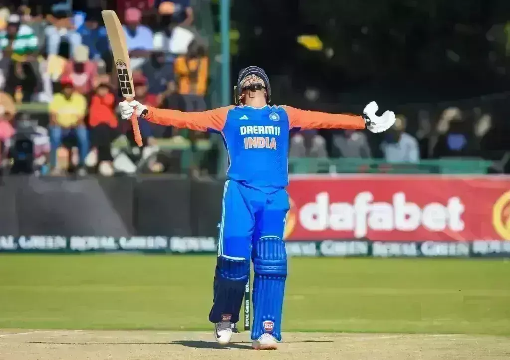 जीरो से हीरो बने अभिषेक शर्मा ने सफलता के लिए पिता की सलाह को दिया श्रेय जीरो से हीरो बने अभिषेक शर्मा ने सफलता के लिए पिता की सलाह को दिया श्रेय