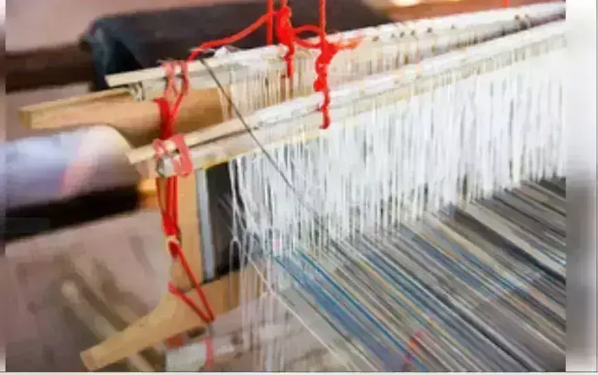 खादी ग्रामोद्योग ने वित्त वर्ष 24 में दर्ज की 1.55 लाख करोड़ रुपये की रिकॉर्ड बिक्री खादी ग्रामोद्योग ने वित्त वर्ष 24 में दर्ज की 1.55 लाख करोड़ रुपये की रिकॉर्ड बिक्री