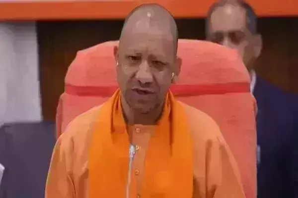 CM योगी ने बुलडोजर एक्शन पर लगाई रोक, सैकड़ों परिवारों को मिली राहत