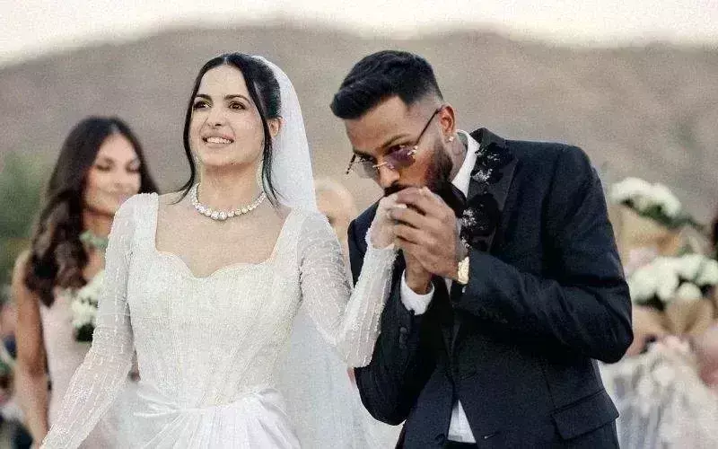 पहले कप्तानी छिनी और फिर तलाक, हार्दिक पांड्या की बढ़ती मुश्किलें पहले कप्तानी छिनी और फिर तलाक, हार्दिक पांड्या की बढ़ती मुश्किलें