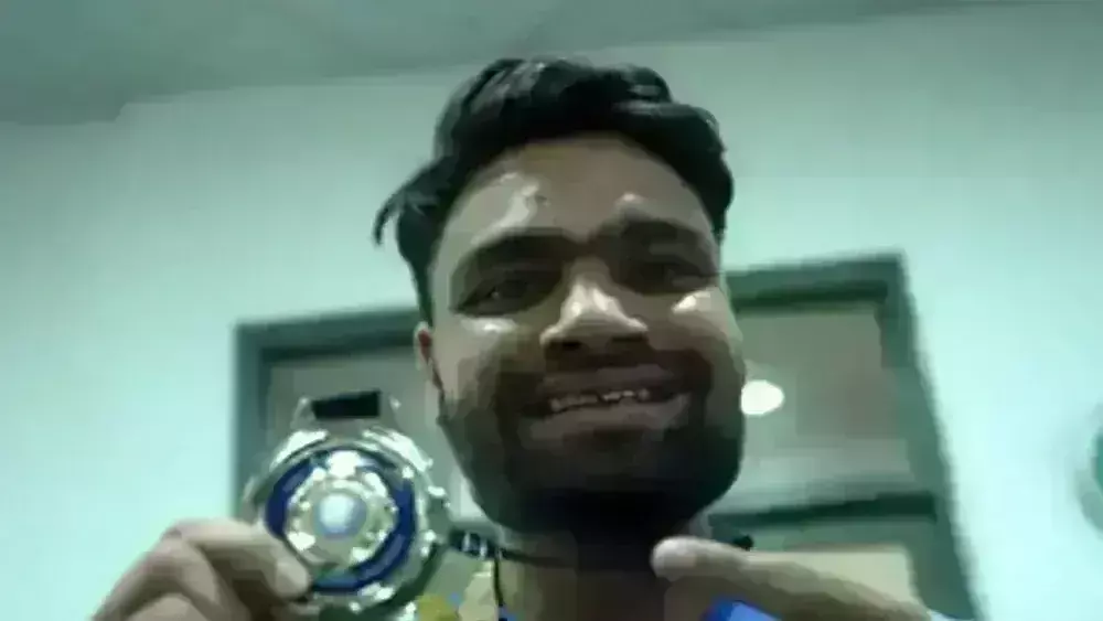 श्रीलंका के खिलाफ रिंकू सिंह बने फील्डर ऑफ द सीरीज श्रीलंका के खिलाफ रिंकू सिंह बने फील्डर ऑफ द सीरीज