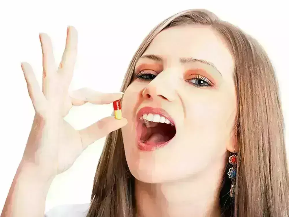 рдбреЙрдХреНрдЯрд░ рд╕реЗ рд╕рд▓рд╛рд╣ рд▓рд┐рдП рдмрд┐рдирд╛ рджрд╡рд╛ рдЦрд╛рдирд╛ рдХрд┐рддрдирд╛ рдЦрддрд░рдирд╛рдХ, рдЖрдк рднреА рддреЛ рдирд╣реАрдВ рдХрд░ рд░рд╣реЗ рдпрд╣ рдЧрд▓рддреА? рдбреЙрдХреНрдЯрд░ рд╕реЗ рд╕рд▓рд╛рд╣ рд▓рд┐рдП рдмрд┐рдирд╛ рджрд╡рд╛ рдЦрд╛рдирд╛ рдХрд┐рддрдирд╛ рдЦрддрд░рдирд╛рдХ, рдЖрдк рднреА рддреЛ рдирд╣реАрдВ рдХрд░ рд░рд╣реЗ рдпрд╣ рдЧрд▓рддреА?