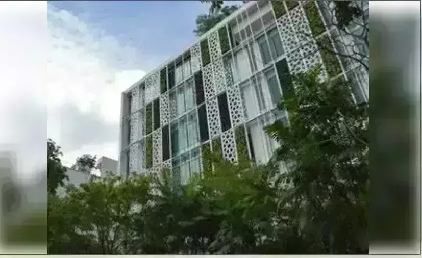 भारत में ग्रीन ऑफिस का बढ़ रहा है चलन, कार्बन उत्सर्जन कम करने में मिलेगी मदद भारत में ग्रीन ऑफिस का बढ़ रहा है चलन, कार्बन उत्सर्जन कम करने में मिलेगी मदद