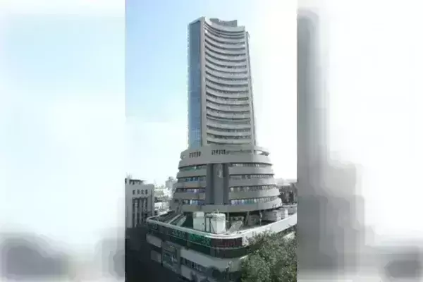 भारतीय शेयर बाजार की सपाट शुरुआत, आईटी और ऑटो शेयरों में खरीदारी भारतीय शेयर बाजार की सपाट शुरुआत, आईटी और ऑटो शेयरों में खरीदारी