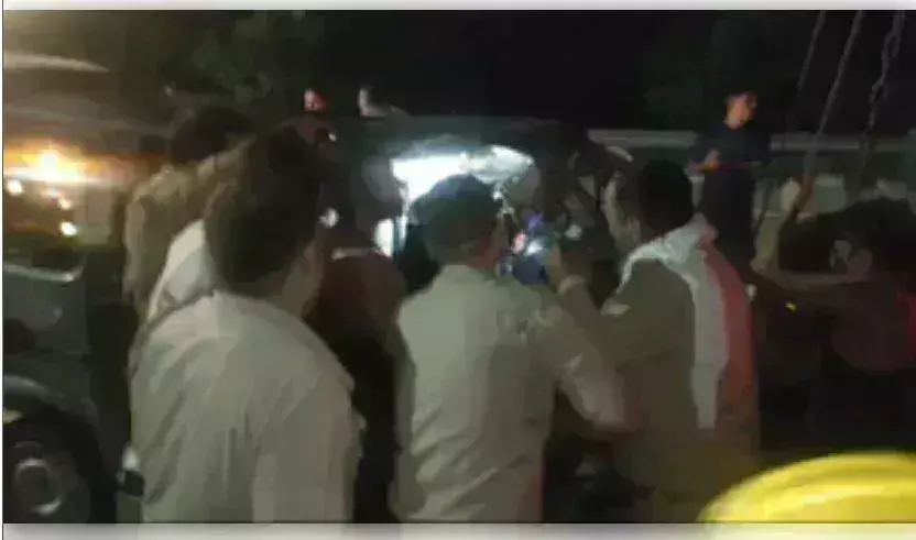 पेरिफेरल एक्सप्रेस वे पर भीषण सड़क हादसा, 2 की मौत और 10 घायल पेरिफेरल एक्सप्रेस वे पर भीषण सड़क हादसा, 2 की मौत और 10 घायल