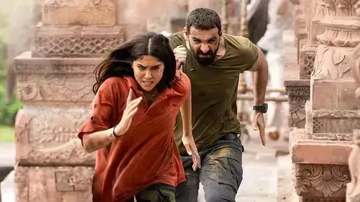 जॉन अब्राहम की वेदा ने चौथे दिन कमाए इतने करोड़ रुपये, जानिए कुल कारोबार जॉन अब्राहम की वेदा ने चौथे दिन कमाए इतने करोड़ रुपये, जानिए कुल कारोबार