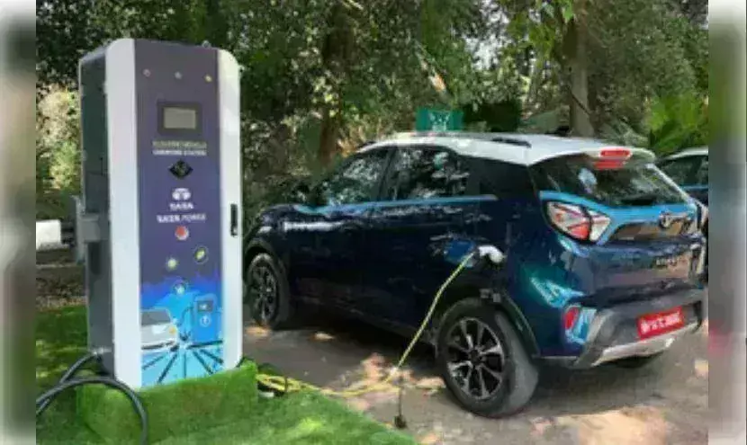 рдИрд╡реА рдЗрдХреЛрд╕рд┐рд╕реНрдЯрдо рдХреЗ рд╡рд┐рдХрд╛рд╕ рдФрд░ рд╕реНрдерд╛рдиреАрдп рдореИрдиреНрдпреБрдлреИрдХреНрдЪрд░рд┐рдВрдЧ рдХреЛ рдмрдврд╝рд╛рдиреЗ рдХреЗ рд▓рд┐рдП рдкреНрд░рддрд┐рдмрджреНрдз рд╕рд░рдХрд╛рд░ : рдХреЗрдВрджреНрд░реАрдп рдордВрддреНрд░реА рдИрд╡реА рдЗрдХреЛрд╕рд┐рд╕реНрдЯрдо рдХреЗ рд╡рд┐рдХрд╛рд╕ рдФрд░ рд╕реНрдерд╛рдиреАрдп рдореИрдиреНрдпреБрдлреИрдХреНрдЪрд░рд┐рдВрдЧ рдХреЛ рдмрдврд╝рд╛рдиреЗ рдХреЗ рд▓рд┐рдП рдкреНрд░рддрд┐рдмрджреНрдз рд╕рд░рдХрд╛рд░ : рдХреЗрдВрджреНрд░реАрдп рдордВрддреНрд░реА