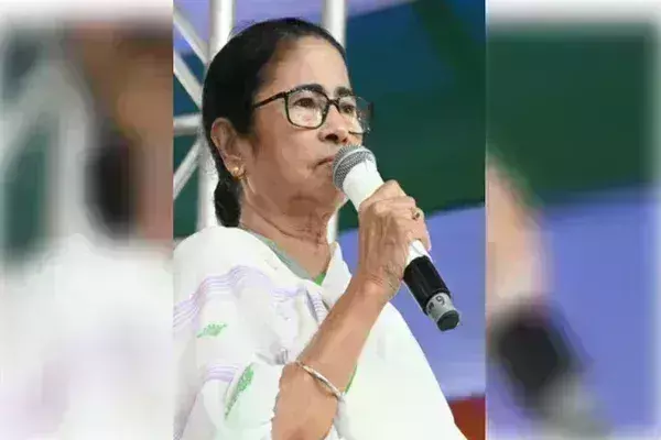 बलात्कार के दोषियों को मौत की सजा वाला विधेयक पेश करेगी बंगाल सरकार बलात्कार के दोषियों को मौत की सजा वाला विधेयक पेश करेगी बंगाल सरकार