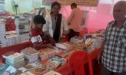 अवध विवि में तीन दिवसीय पुस्तक प्रदर्शनी का शुभारम्भ अवध विवि में तीन दिवसीय पुस्तक प्रदर्शनी का शुभारम्भ