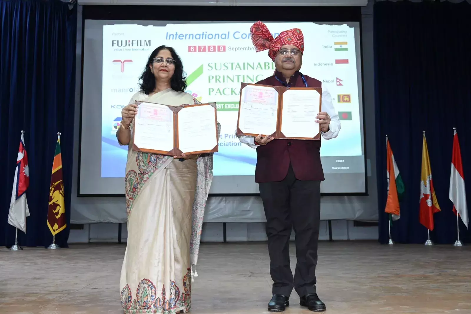 इस एमओयू से छात्र-छात्राओं को अध्ययन-अध्यापन में सहयोग मिलेगाः कुलपति संजय इस एमओयू से छात्र-छात्राओं को अध्ययन-अध्यापन में सहयोग मिलेगाः कुलपति संजय