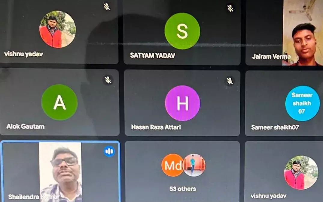 फार्मेसी संस्थान में राष्ट्रीय फार्माकोविजिलेंस सप्ताह मनाया गया फार्मेसी संस्थान में राष्ट्रीय फार्माकोविजिलेंस सप्ताह मनाया गया