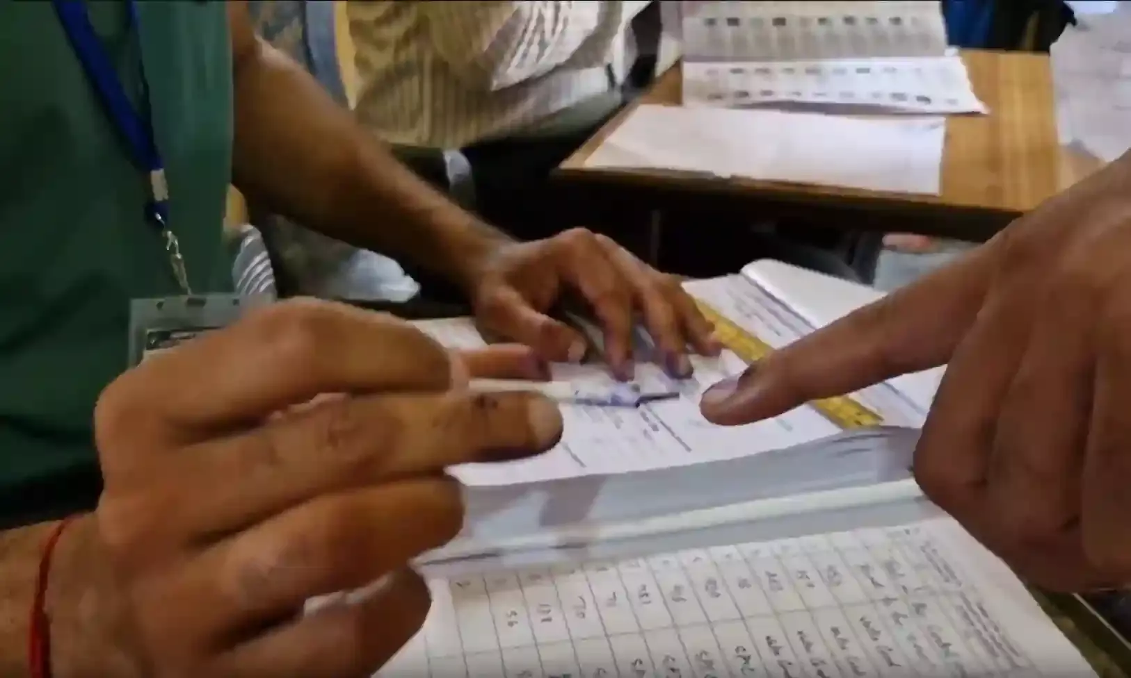 जम्मू-कश्मीर में दूसरे चरण की वोटिंग पर पीएम मोदी की खास अपील जम्मू-कश्मीर में दूसरे चरण की वोटिंग पर पीएम मोदी की खास अपील