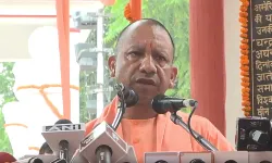 सीएम योगी ने पं. दीनदयाल उपाध्याय को श्रद्धांजलि अर्पित की सीएम योगी ने पं. दीनदयाल उपाध्याय को श्रद्धांजलि अर्पित की