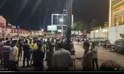 उत्तराखंड: देहरादून रेलवे स्टेशन पर कल रात अराजक तत्वों ने पथराव किया, साम्प्रदायिक सौहार्द बिगाड़ने का किया प्रयास उत्तराखंड: देहरादून रेलवे स्टेशन पर कल रात अराजक तत्वों ने पथराव किया, साम्प्रदायिक सौहार्द बिगाड़ने का किया प्रयास