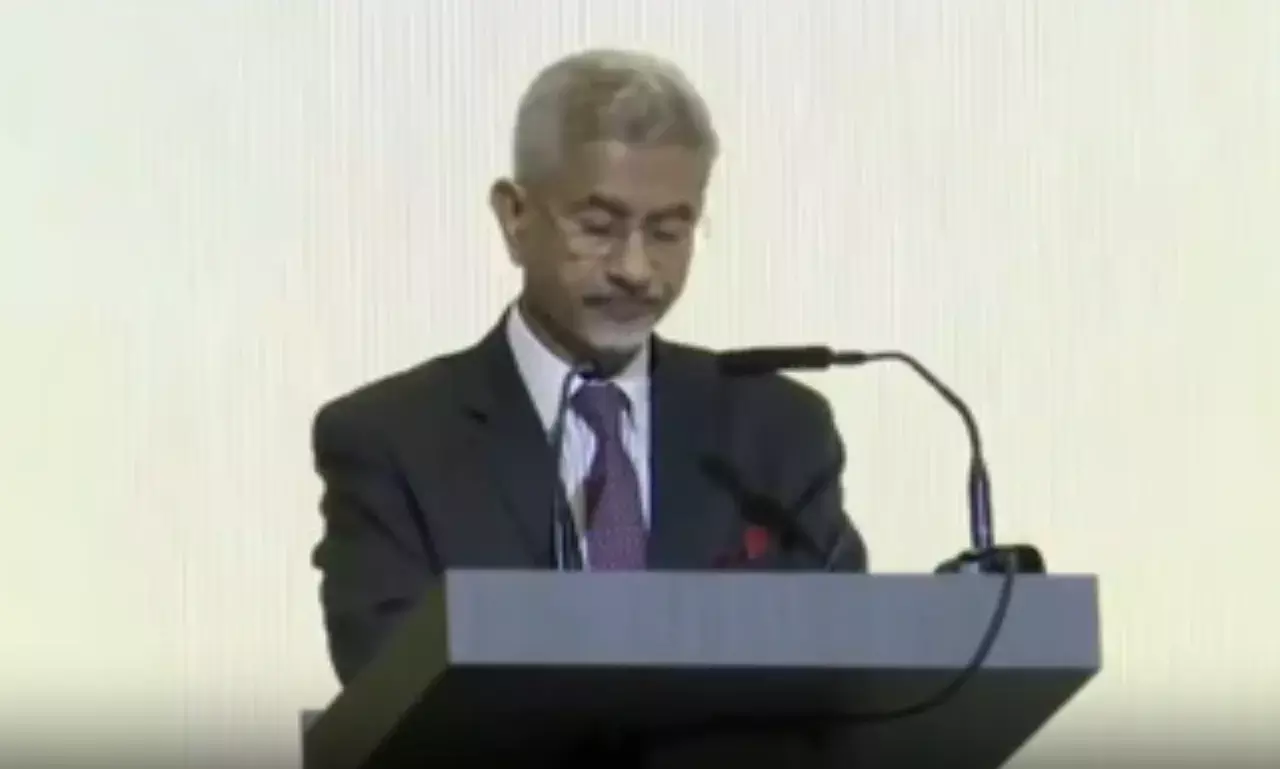 विदेश मंत्री ने सिंगापुर में भारत-आसियान साझेदारी पर की चर्चा विदेश मंत्री ने सिंगापुर में भारत-आसियान साझेदारी पर की चर्चा