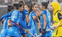 राष्ट्रपति और उपराष्ट्रपति ने महिला एशियाई चैंपियंस ट्रॉफी जीतने पर भारतीय हॉकी टीम को बधाई दी राष्ट्रपति और उपराष्ट्रपति ने महिला एशियाई चैंपियंस ट्रॉफी जीतने पर भारतीय हॉकी टीम को बधाई दी