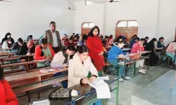 рдЕрд╡рд┐рд╡рд┐ рдХреЗ рд╕реЗрдореЗрд╕реНрдЯрд░ рдкрд░реАрдХреНрд╖рд╛ рдХреЗрдиреНрджреНрд░реЛрдВ рдХрд╛ рдХреБрд▓рдкрддрд┐ рдиреЗ рдХрд┐рдпрд╛ рдирд┐рд░реАрдХреНрд╖рдг рдЕрд╡рд┐рд╡рд┐ рдХреЗ рд╕реЗрдореЗрд╕реНрдЯрд░ рдкрд░реАрдХреНрд╖рд╛ рдХреЗрдиреНрджреНрд░реЛрдВ рдХрд╛ рдХреБрд▓рдкрддрд┐ рдиреЗ рдХрд┐рдпрд╛ рдирд┐рд░реАрдХреНрд╖рдг