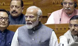 पीएम मोदी ने संविधान पर बहस में विपक्ष को दिया करारा जवाब